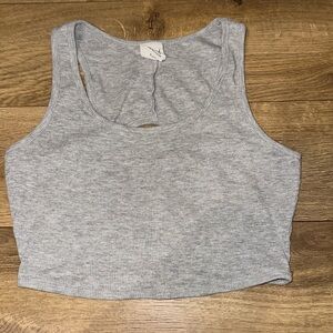 Open tie back gray cropped tank top